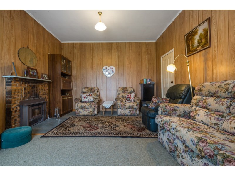 10 Scobles Road, Drummond VIC 3461