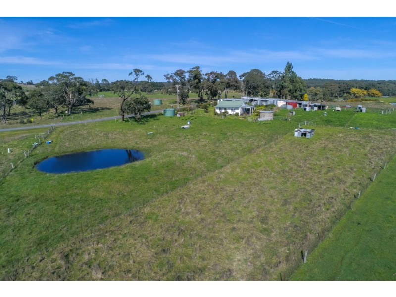 10 Scobles Road, Drummond VIC 3461