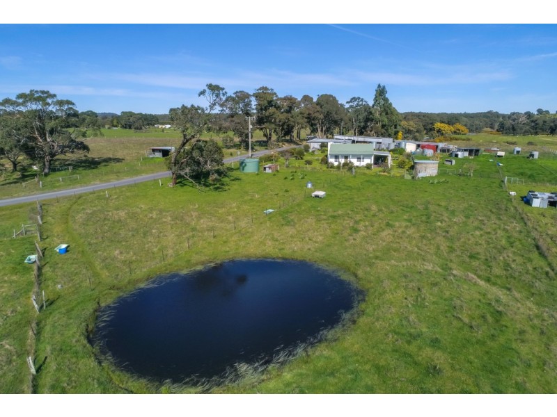 10 Scobles Road, Drummond VIC 3461