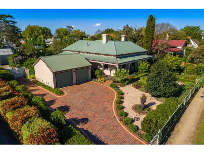 32 Simpson Street, Kyneton VIC 3444