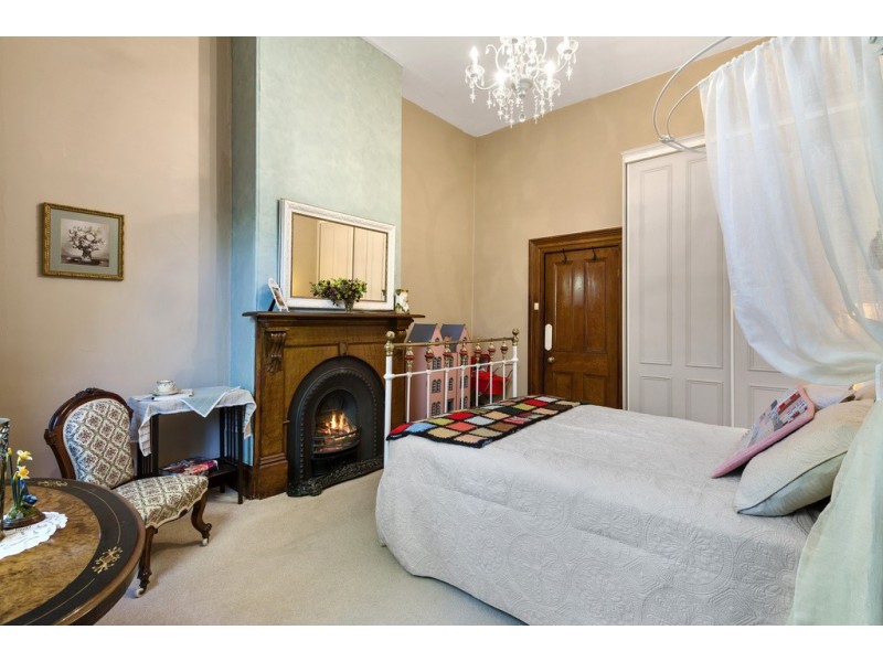 32 Simpson Street, Kyneton VIC 3444