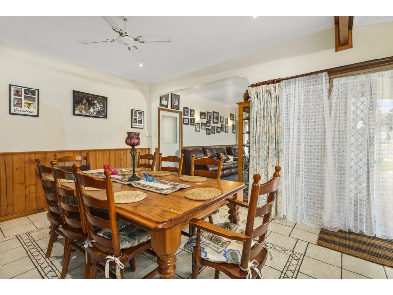 11 Elizabeth Avenue, Kyneton VIC 3444