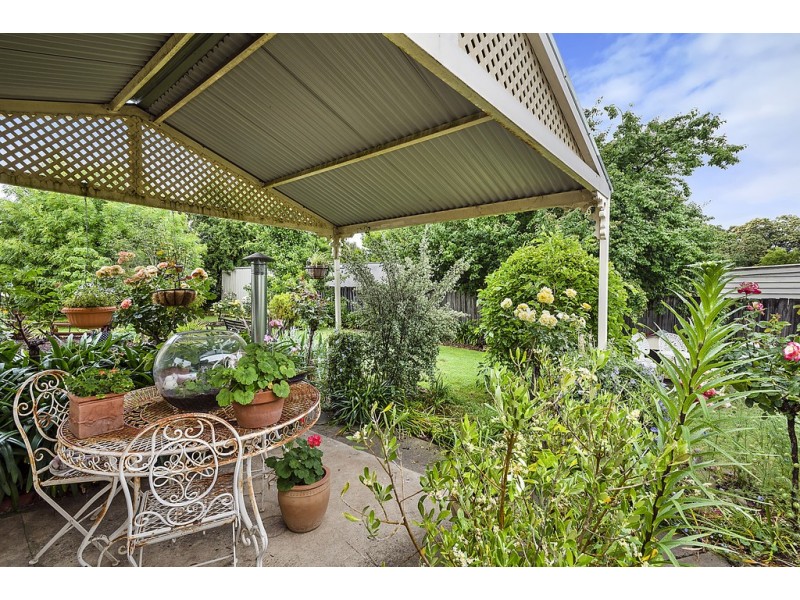 27 Beauchamp Street, Kyneton VIC 3444