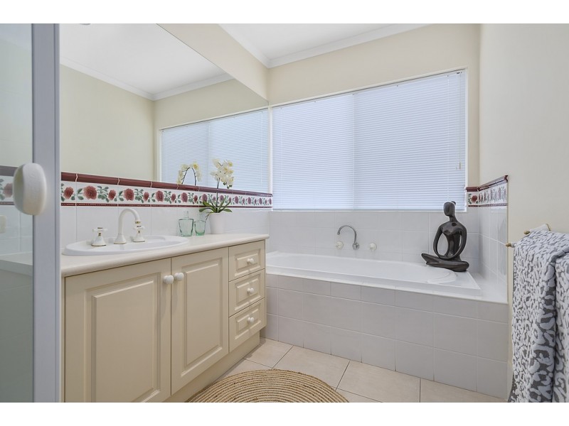 1 Blair Murphy Close, Kyneton VIC 3444