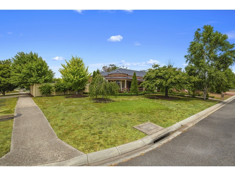 1 Blair Murphy Close, Kyneton VIC 3444