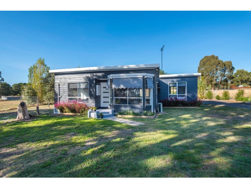 1A Thompson Street, Elphinstone VIC 3448
