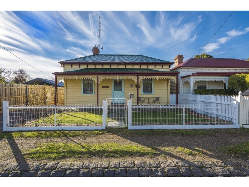 31 Lauriston Street, Kyneton VIC 3444