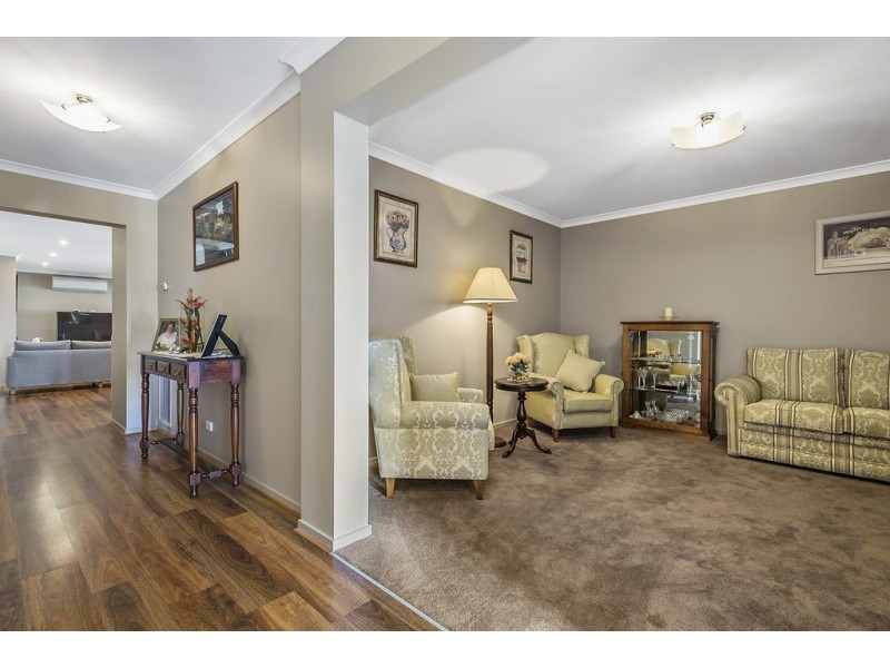 64 Warren Street, Kyneton VIC 3444