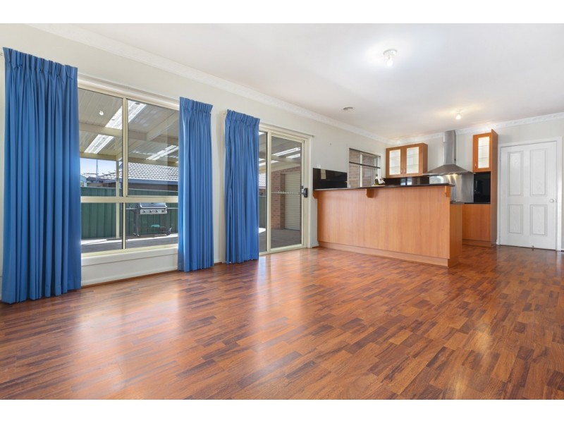 16 Palmer Place, Kyneton VIC 3444