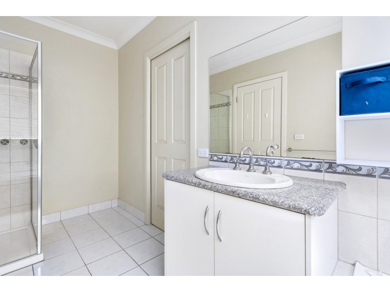 16 Palmer Place, Kyneton VIC 3444