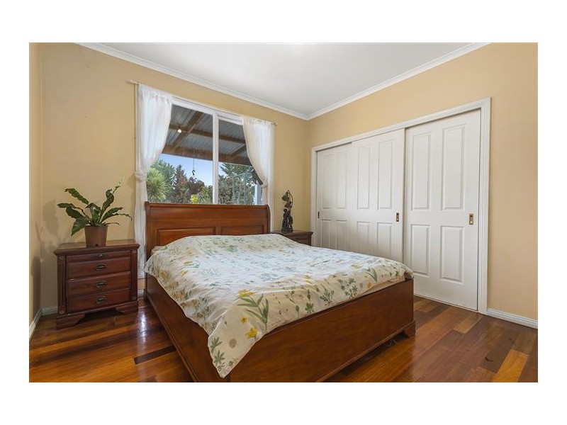 11 Wards Lane, Kyneton VIC 3444