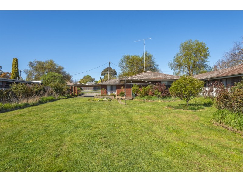 82 Beauchamp Street, Kyneton VIC 3444