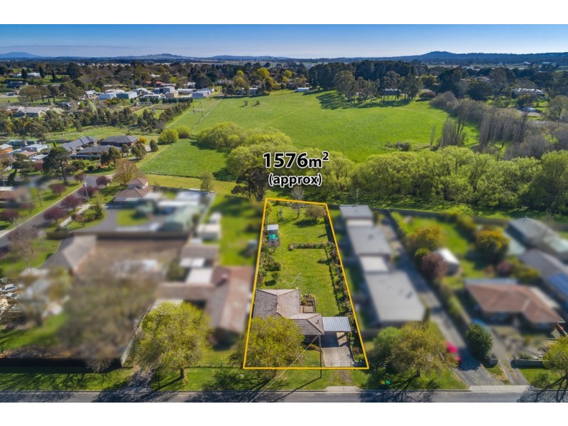 82 Beauchamp Street, Kyneton VIC 3444