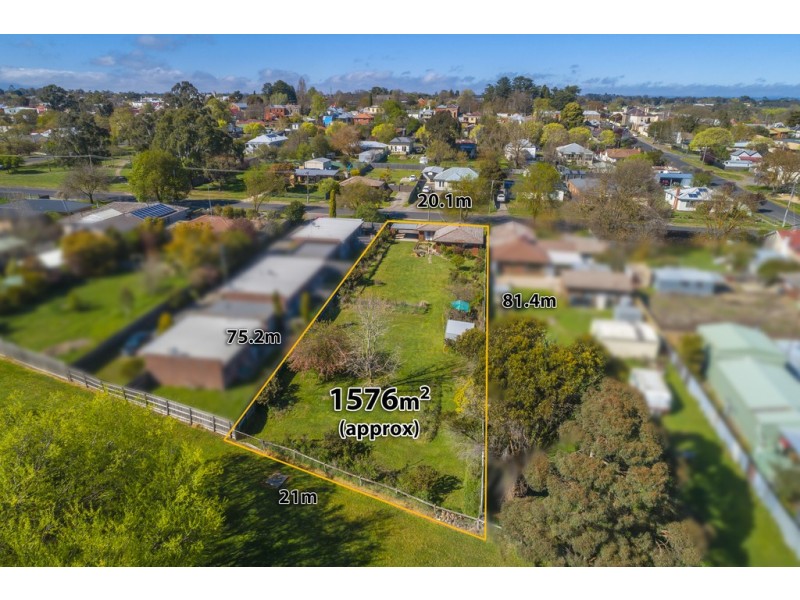 82 Beauchamp Street, Kyneton VIC 3444