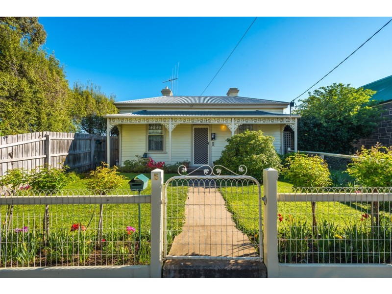 5 Welsh Street, Kyneton VIC 3444