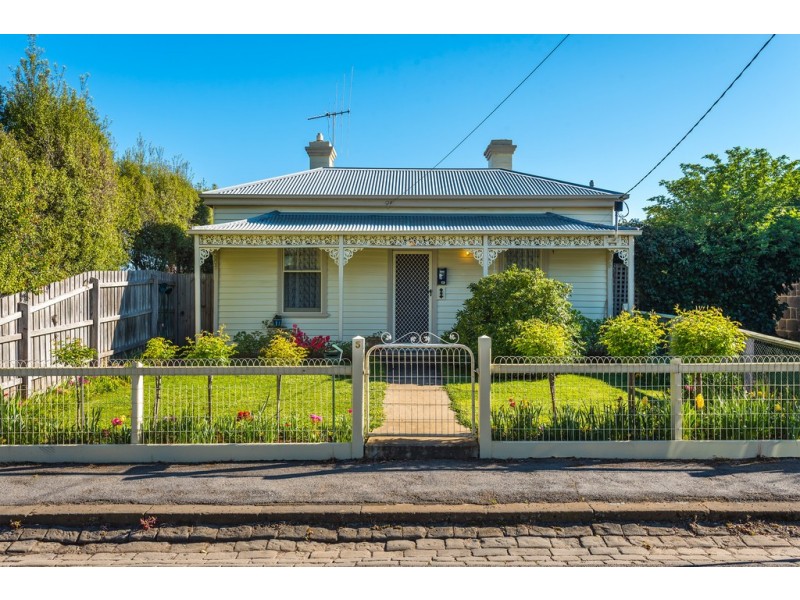 5 Welsh Street, Kyneton VIC 3444