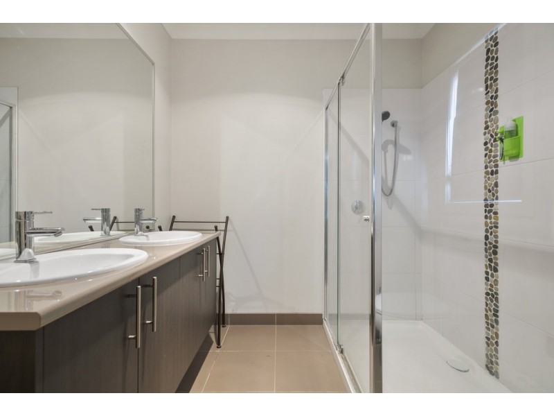 6 Martin Place, Kyneton VIC 3444