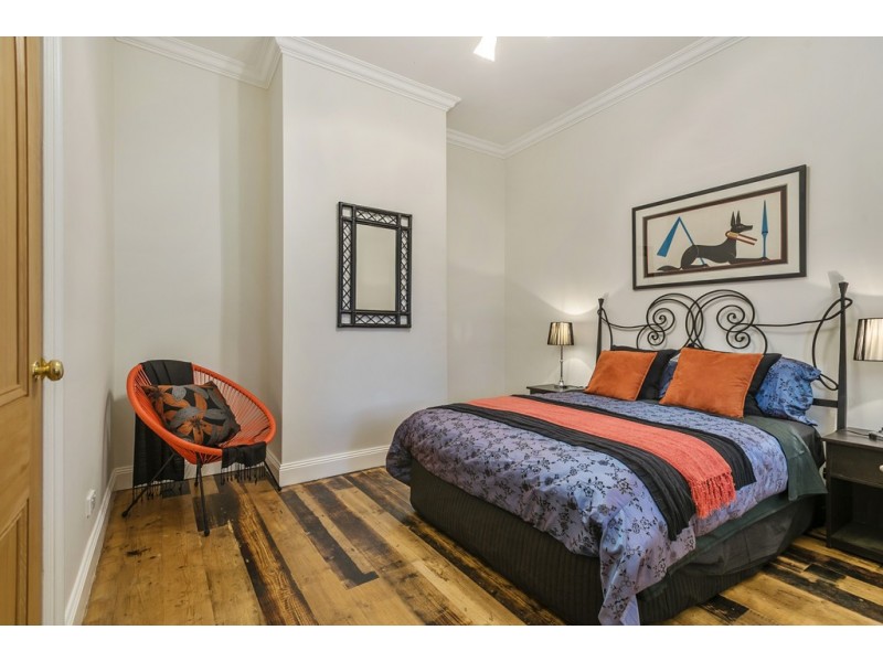 25 Yaldwyn Street East, Kyneton VIC 3444