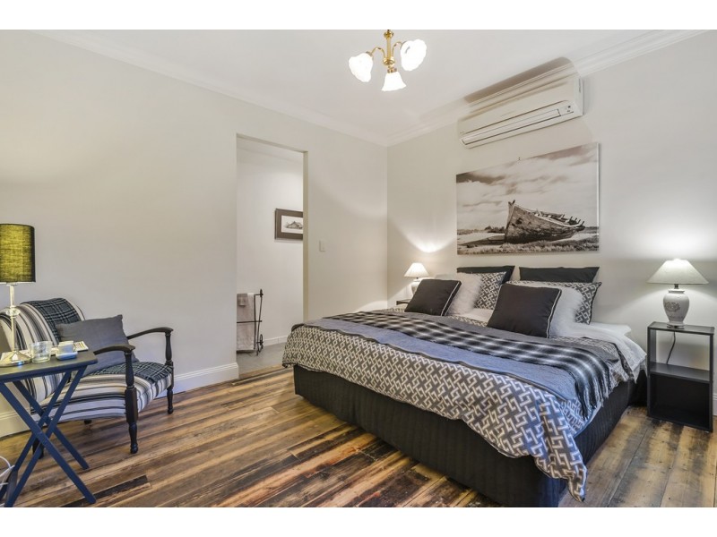 25 Yaldwyn Street East, Kyneton VIC 3444