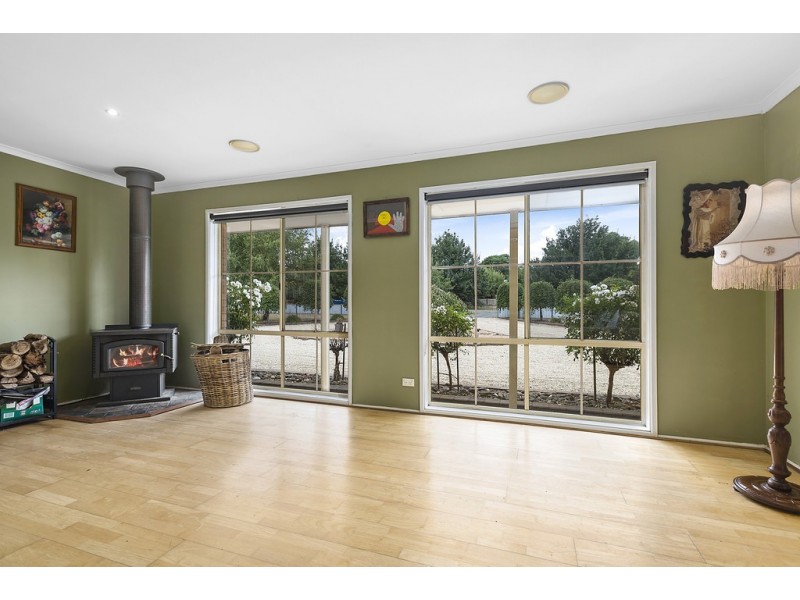 9 Dryden Street, Carlsruhe VIC 3442