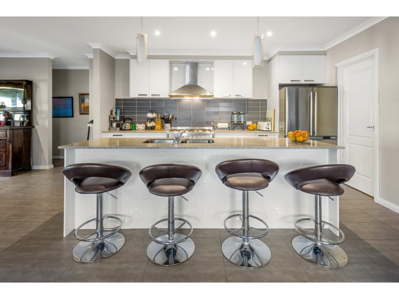 23 Patterson Drive, Kyneton VIC 3444