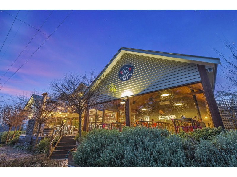Motobean Cafe, 15 Ellesmere Place, Malmsbury VIC 3446