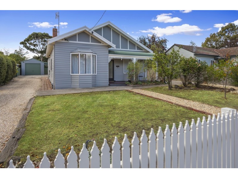 30 Victoria Street, Kyneton VIC 3444