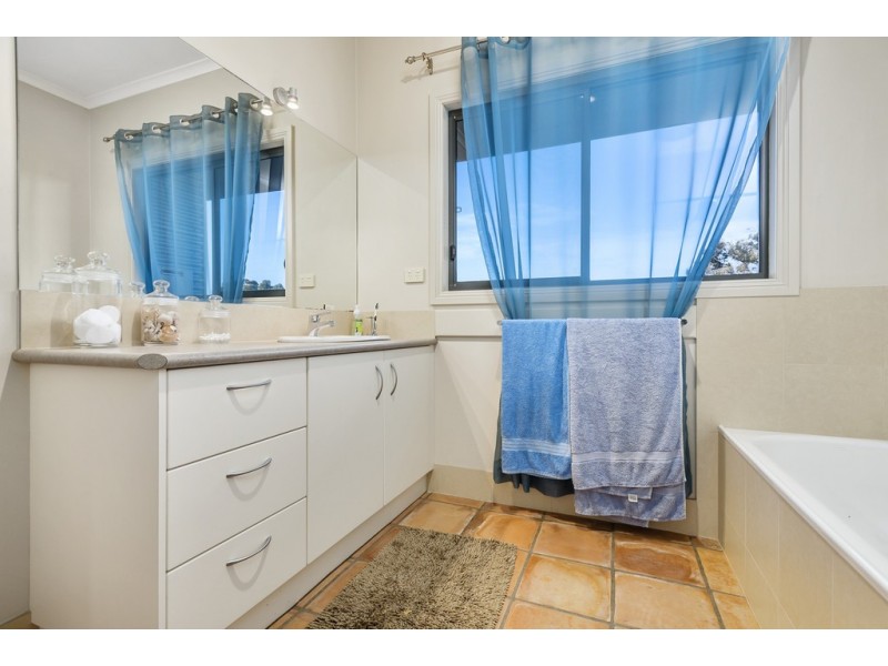 87 Phillips Road, Taradale VIC 3447