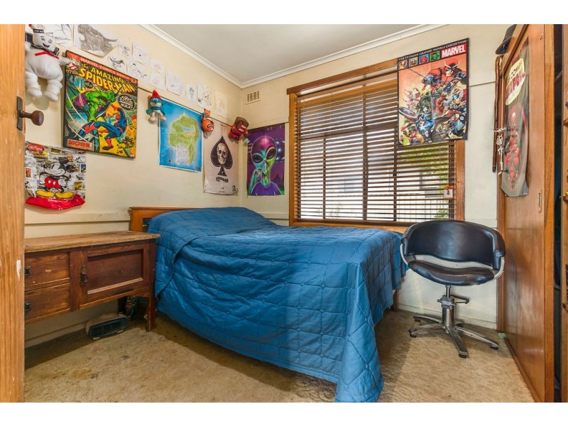 4 Elizabeth Avenue, Kyneton VIC 3444