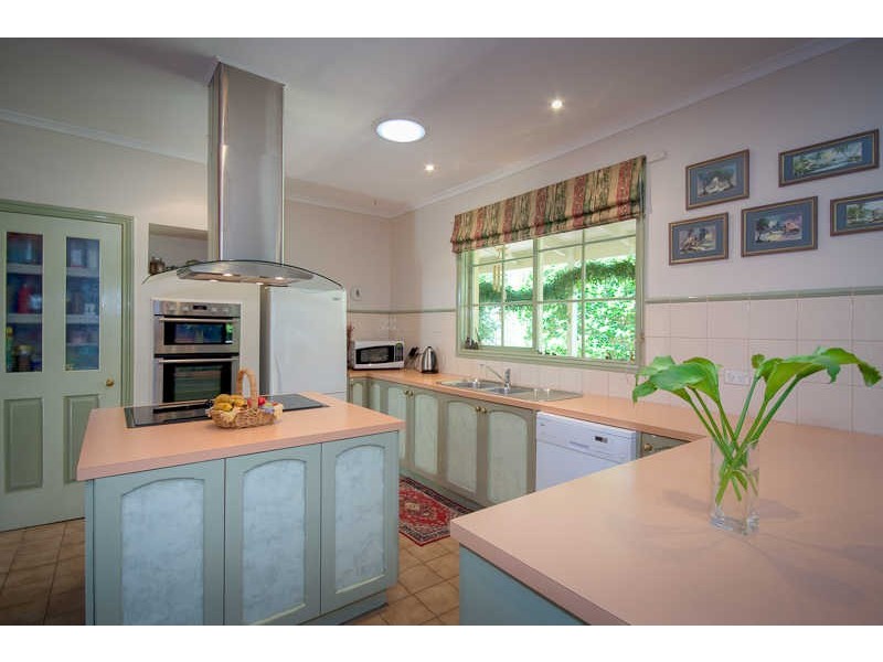 48 FAIRBAIRN PLACE*, Kyneton VIC 3444
