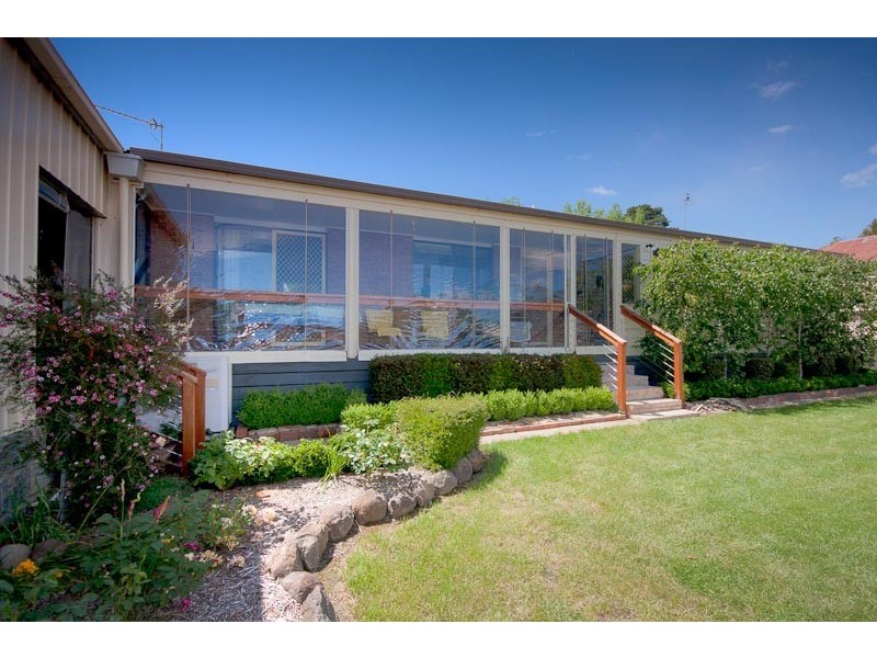 19 BARKER STREET*, Malmsbury VIC 3446