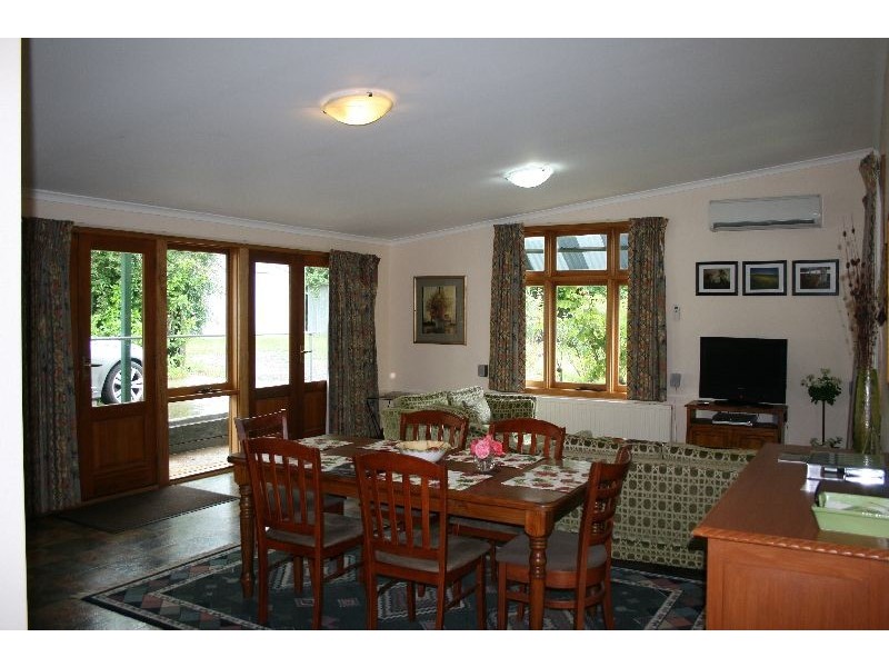 5 Maxwell Street*, Kyneton VIC 3444