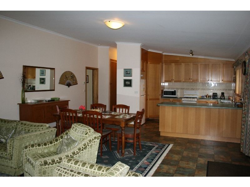 5 Maxwell Street*, Kyneton VIC 3444