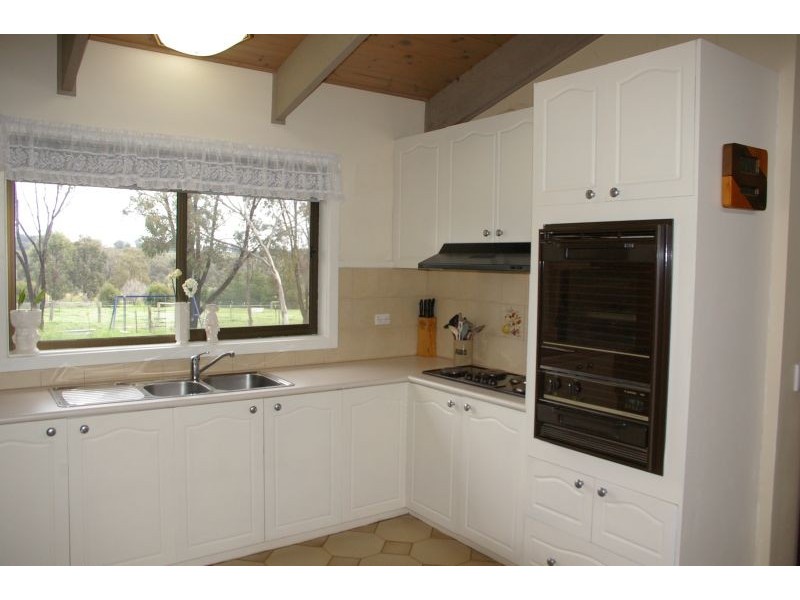 1074  Northern Highway*, Heathcote VIC 3523