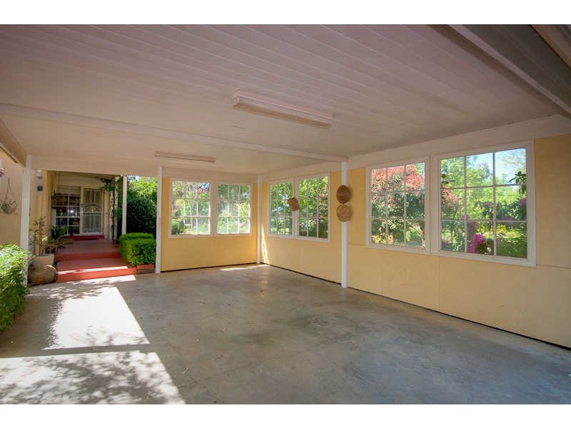 48 FAIRBAIRN PLACE, Kyneton VIC 3444