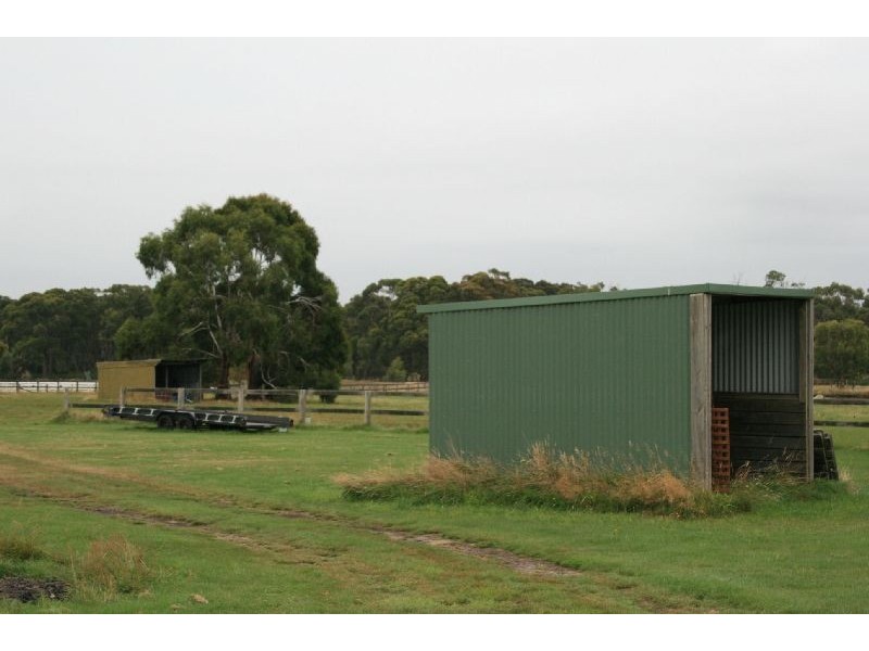 77 VEREKERS LANE*, Kyneton VIC 3444