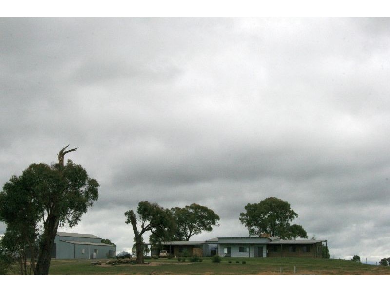 87 PHILLIPS RD, Taradale VIC 3447