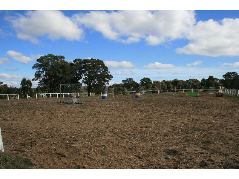 87 PHILLIPS RD, Taradale VIC 3447