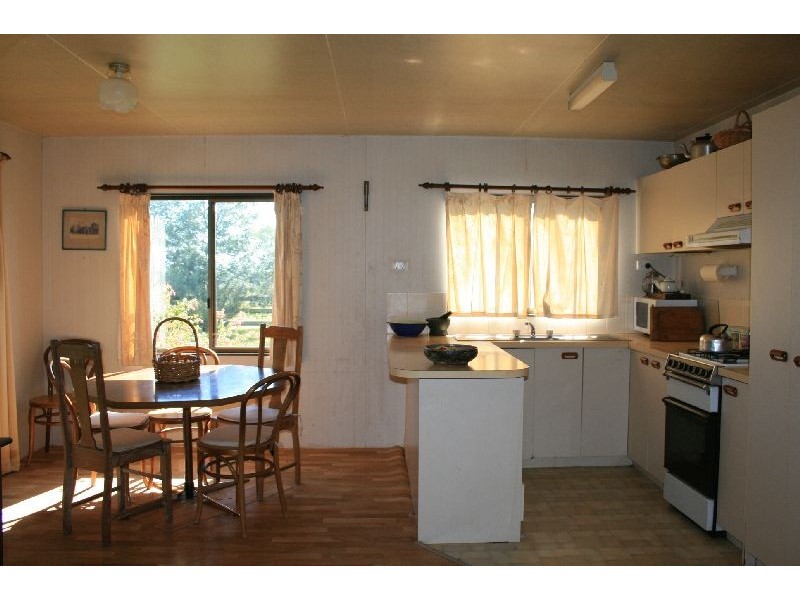 2019 SUTTON GRANGE RD, Redesdale VIC 3444