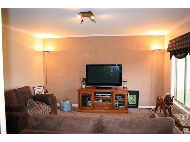 96 Baynton Road, Kyneton VIC 3444