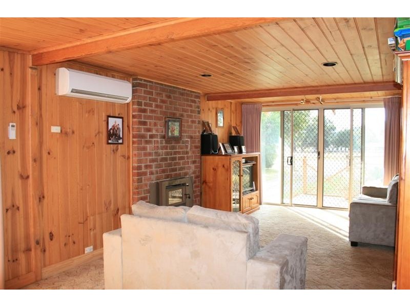 96 Baynton Road, Kyneton VIC 3444