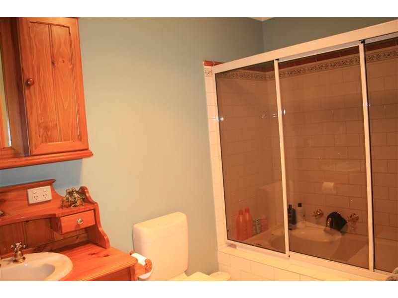 96 Baynton Road, Kyneton VIC 3444