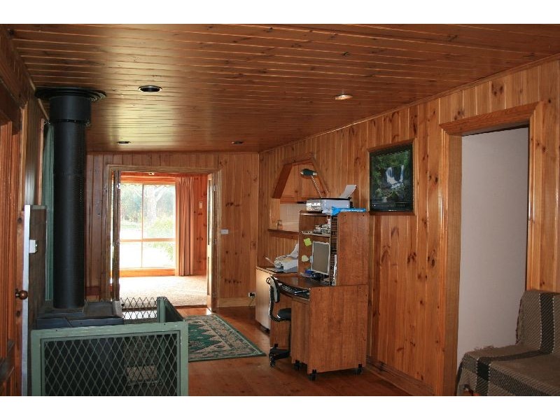 96 Baynton Road, Kyneton VIC 3444