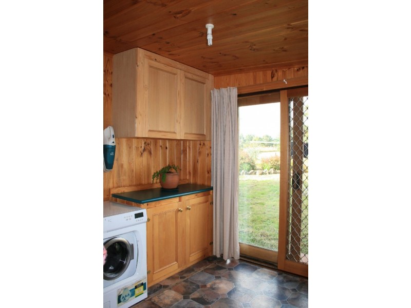 96 Baynton Road, Kyneton VIC 3444