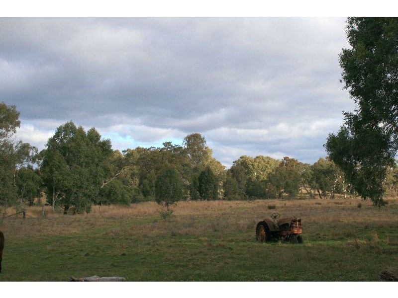 CA15-Sec 4 Dallistons Rd, Barfold VIC 3444