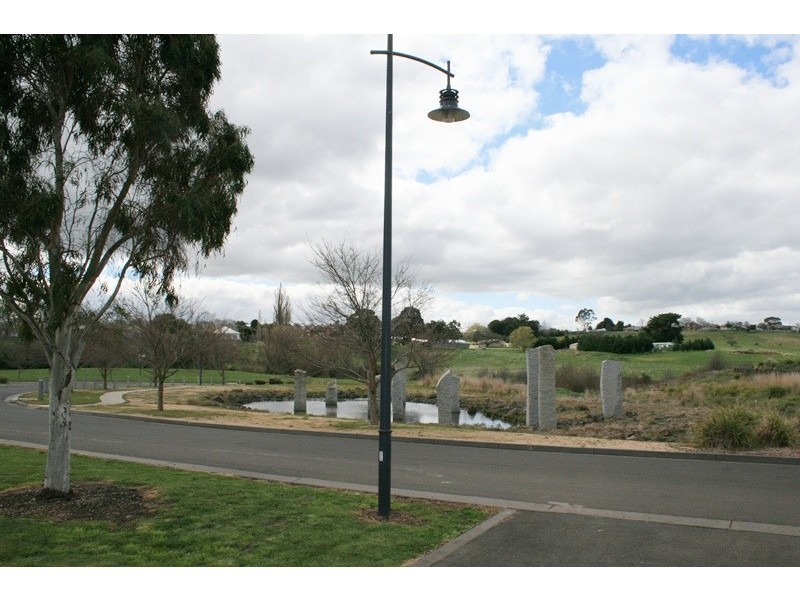 No 8 Lot 9 Village Green Drive, Kyneton VIC 3444