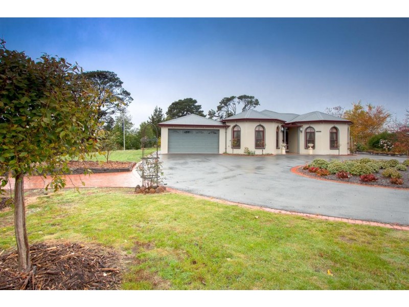 26 Tattersall Drive, Kyneton VIC 3444