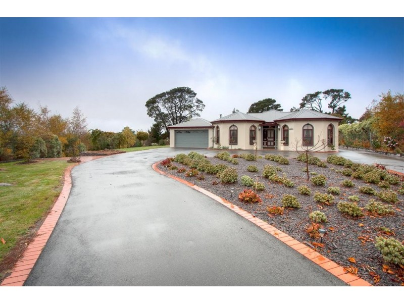 26 Tattersall Drive, Kyneton VIC 3444
