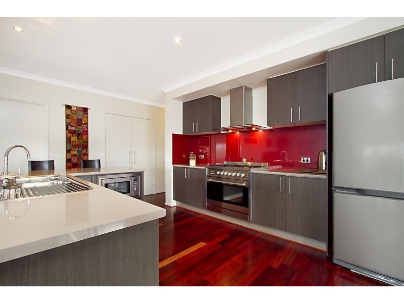 6 Martin Place, Kyneton VIC 3444