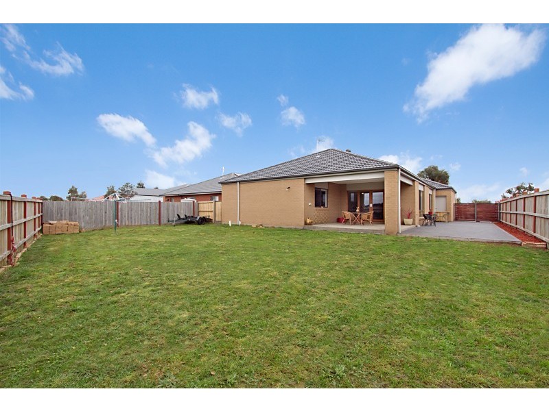 6 Martin Place, Kyneton VIC 3444